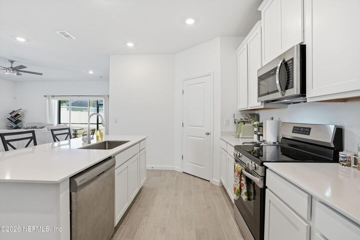 Property Photo:  1479 Lachlan Circle  FL 32218 