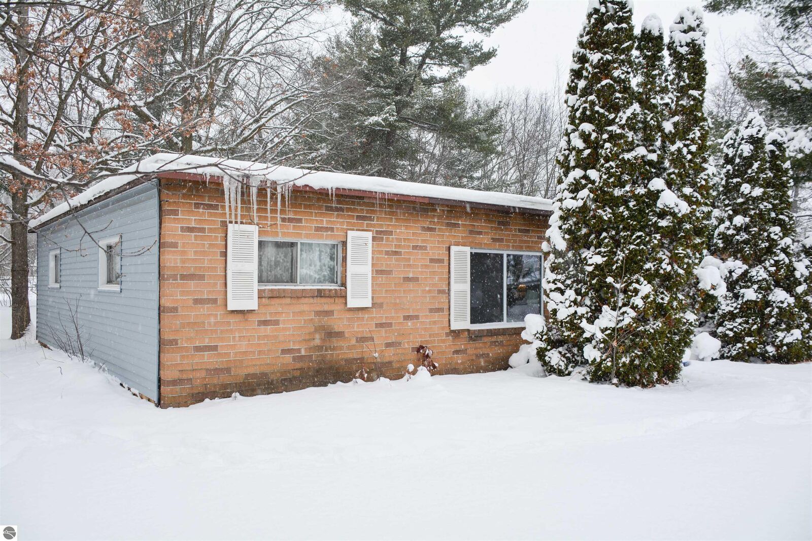 Property Photo:  1638 S Garfield Avenue  MI 49686 