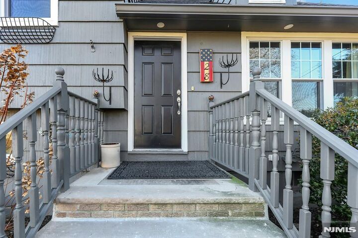 Property Photo:  28 Kingston Road  NJ 07470 