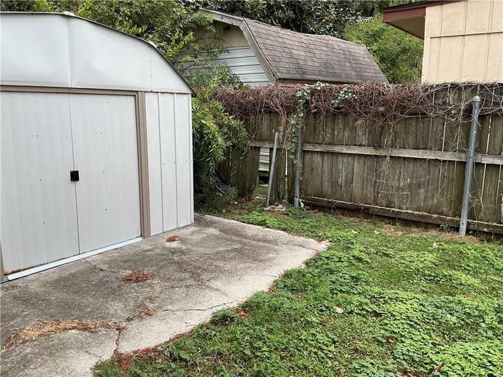 Property Photo:  1919 Cooper Road  LA 70056 