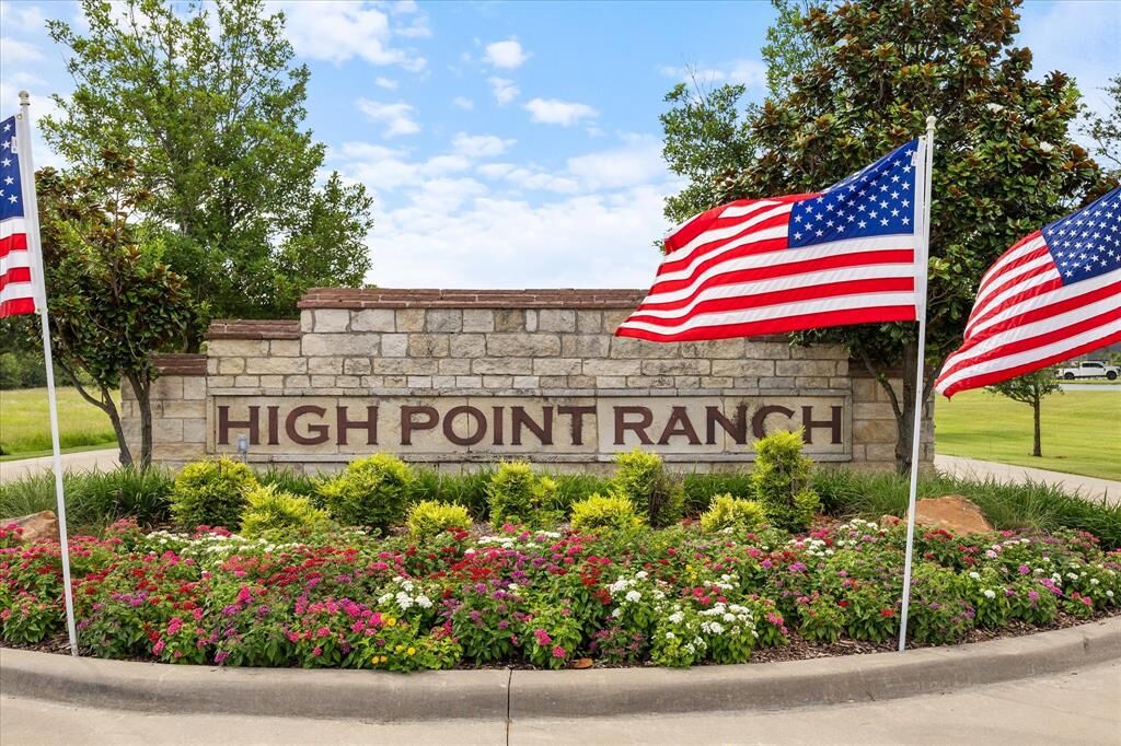 Property Photo: 649 Horseshoe Bend TX 75189