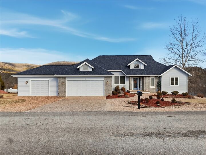 Property Photo:  2 Fairway Drive  AR 72631 