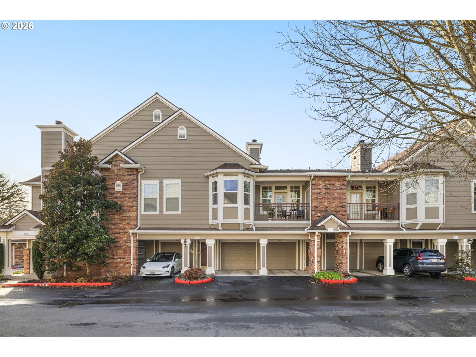 Property Photo:  1231 NE Horizon Loop 208  OR 97124 