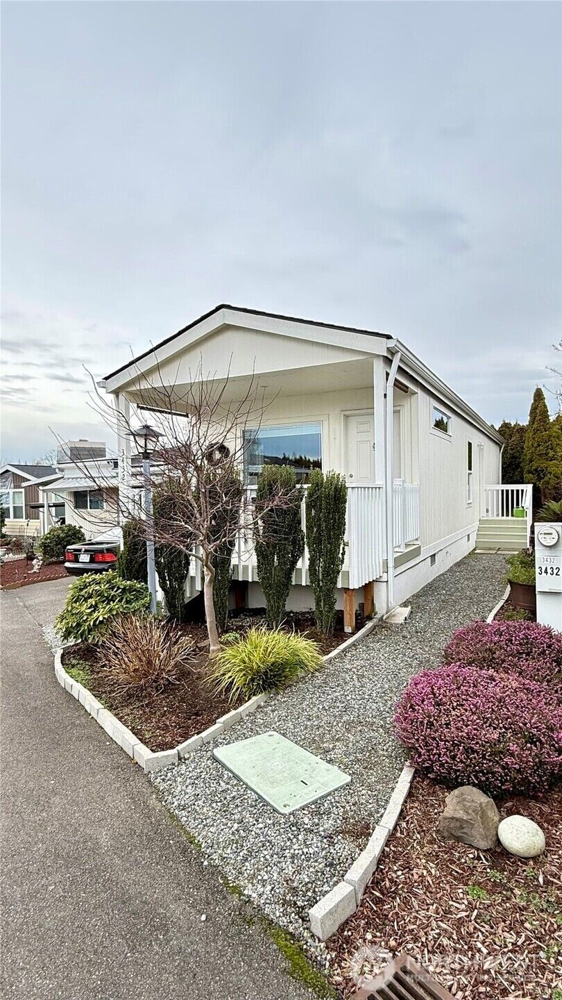 Property Photo:  3432 S 181st Place 120  WA 98188 