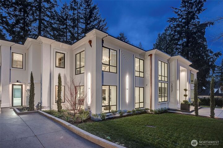 Property Photo: 2837 Evergreen Point Road WA 98039