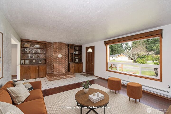 Property Photo:  2026 W 10th Street  WA 98363 