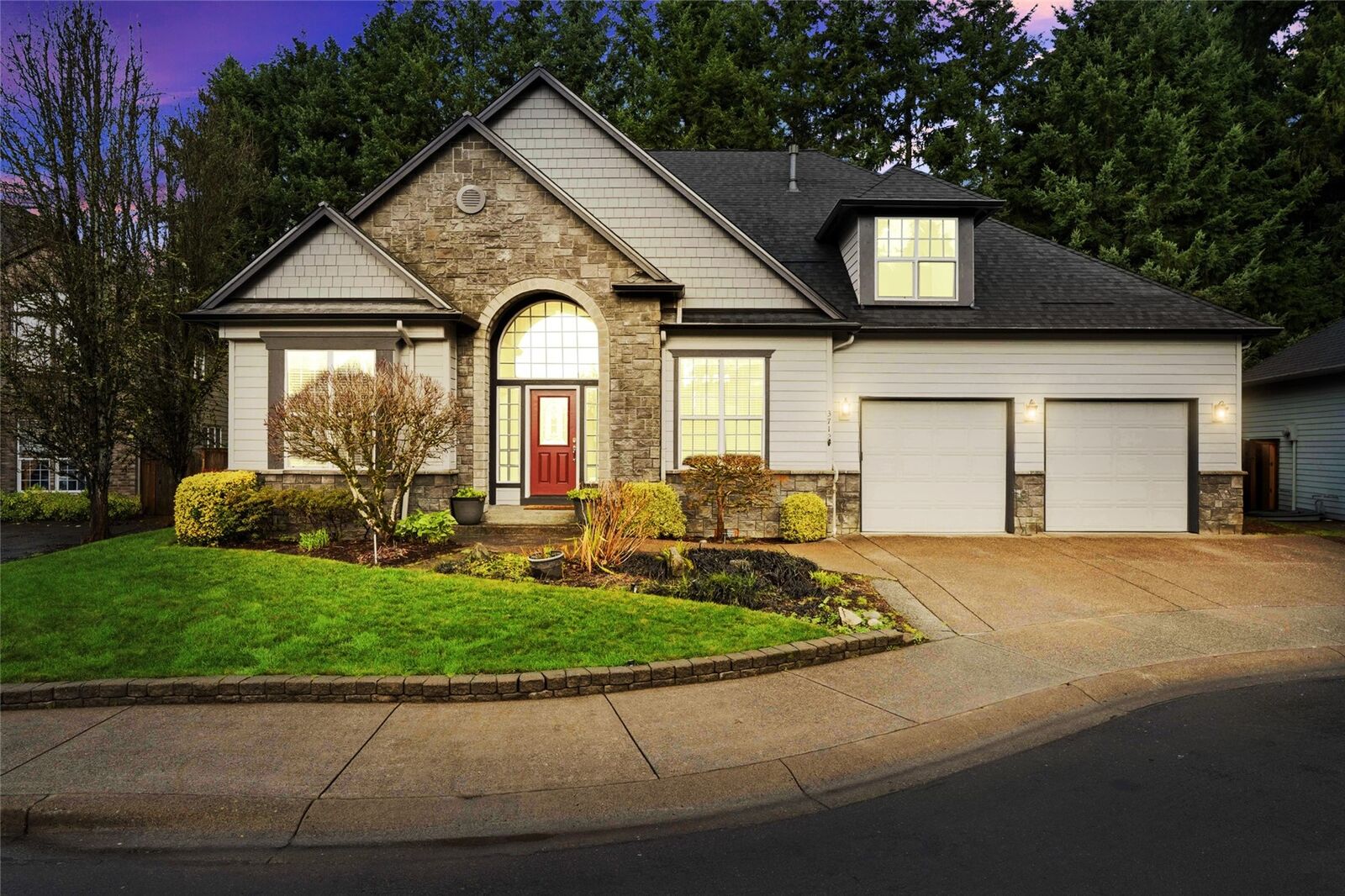 Property Photo:  3712 NE 131st Street  WA 98686 