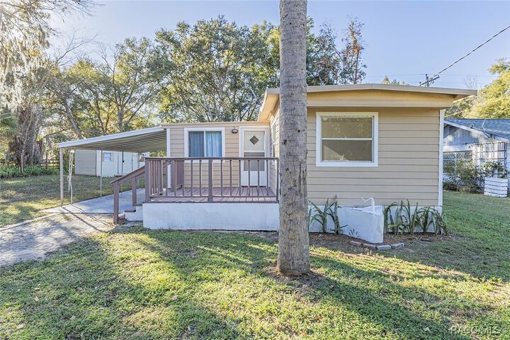 Property Photo:  1672 S Canary Terrace  FL 34450 