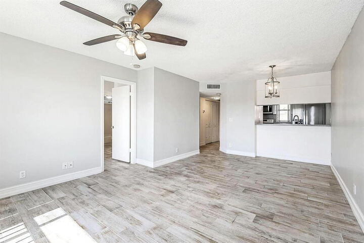 Property Photo:  911 Twin Lakes Drive 3-N  FL 33071 