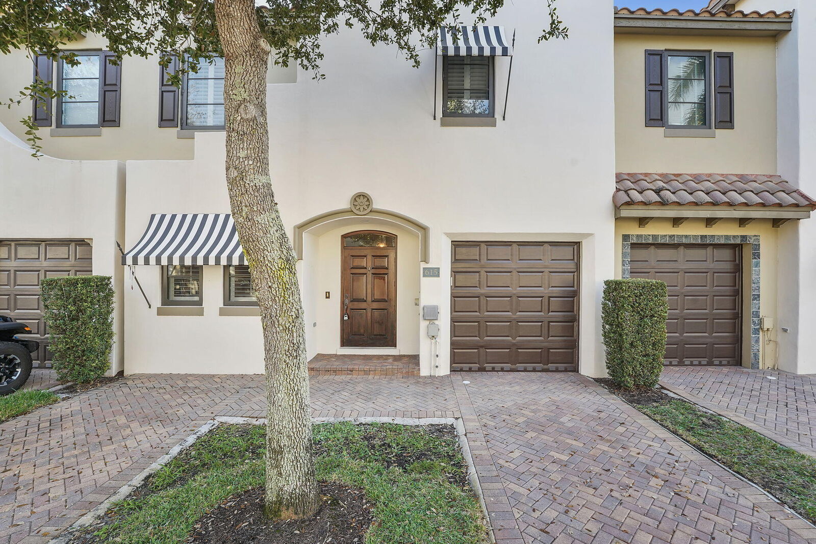 Property Photo:  615 Via Villagio  FL 33462 