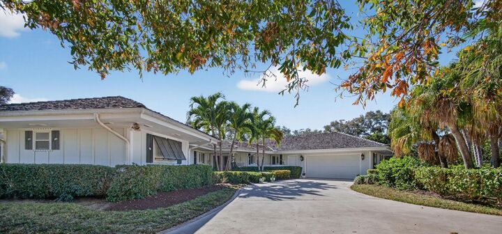 Property Photo:  5610 SE Winged Foot Drive  FL 34997 