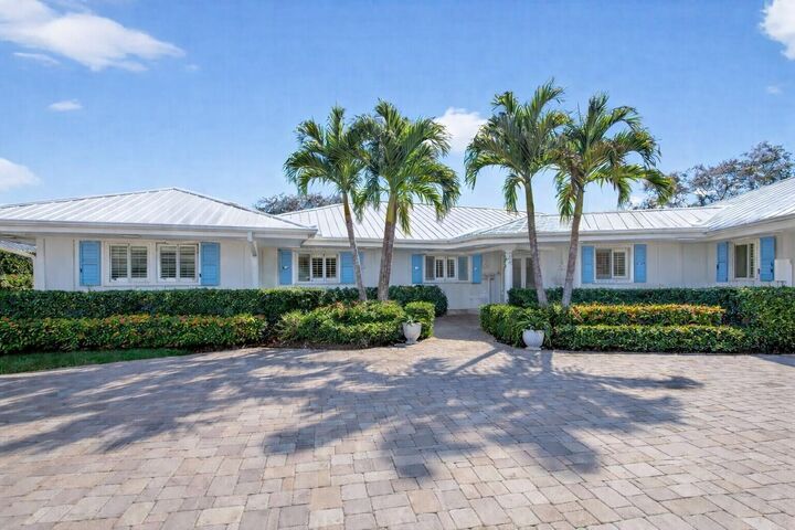 Property Photo:  5610 SE Winged Foot Drive  FL 34997 