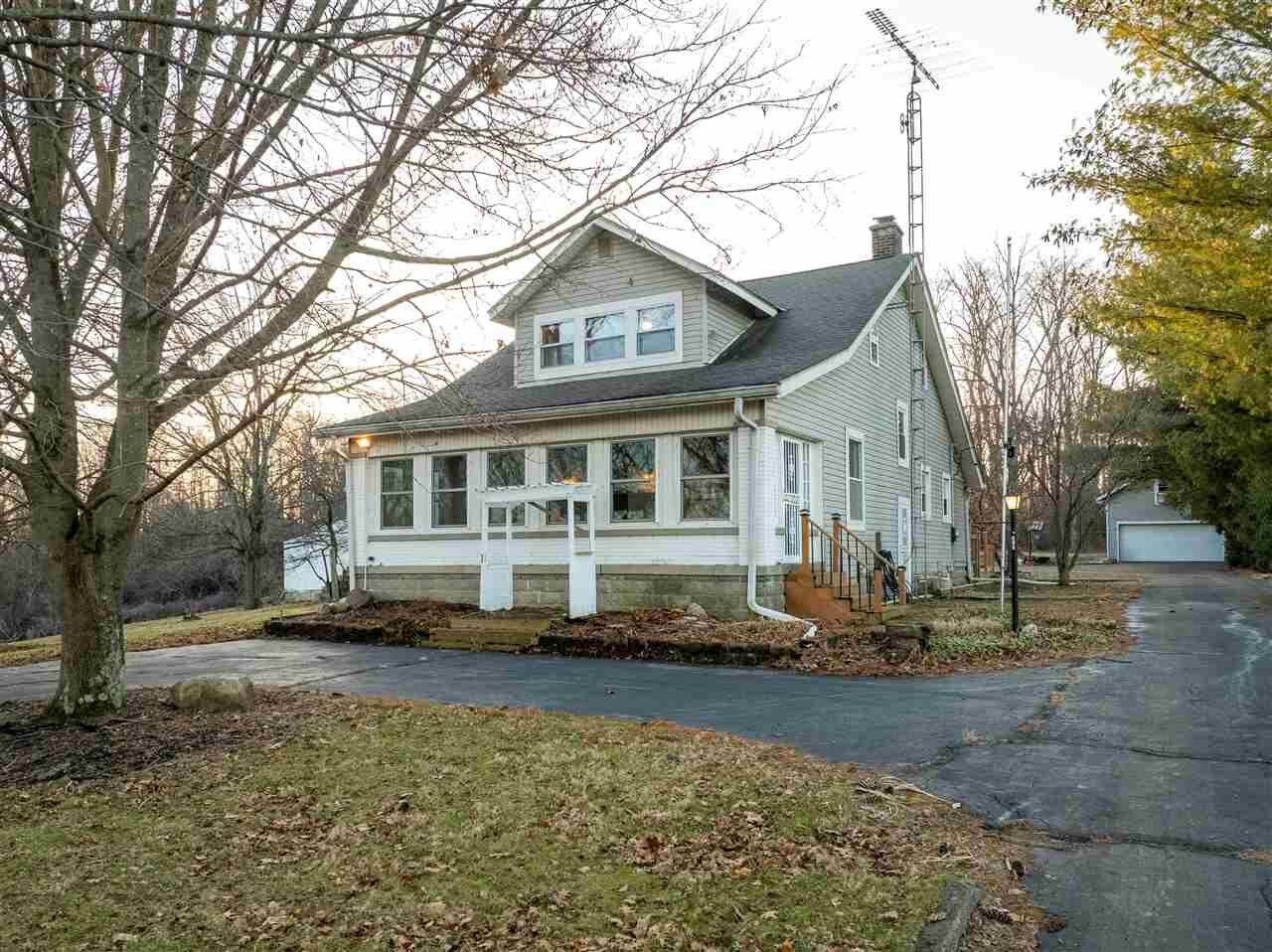 Property Photo:  2698 Straightline Pike  IN 47374 