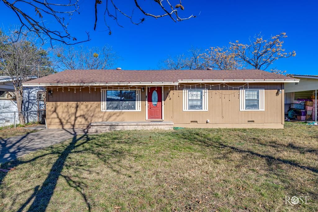 Property Photo:  330 Windham St  TX 76903 