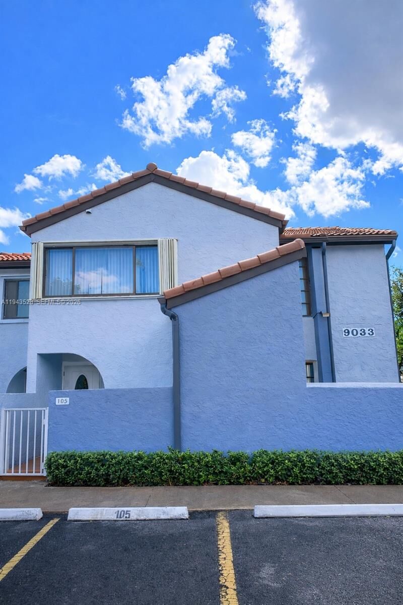 Property Photo: 9033 SW 123rd Ct 105 FL 33186