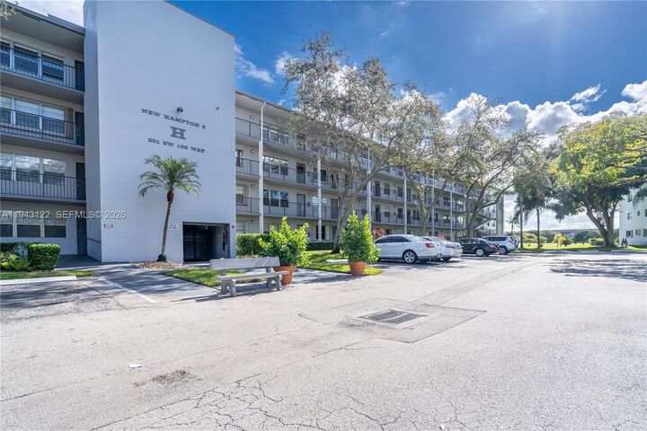 Property Photo:  251 SW 132nd Way 117H  FL 33027 