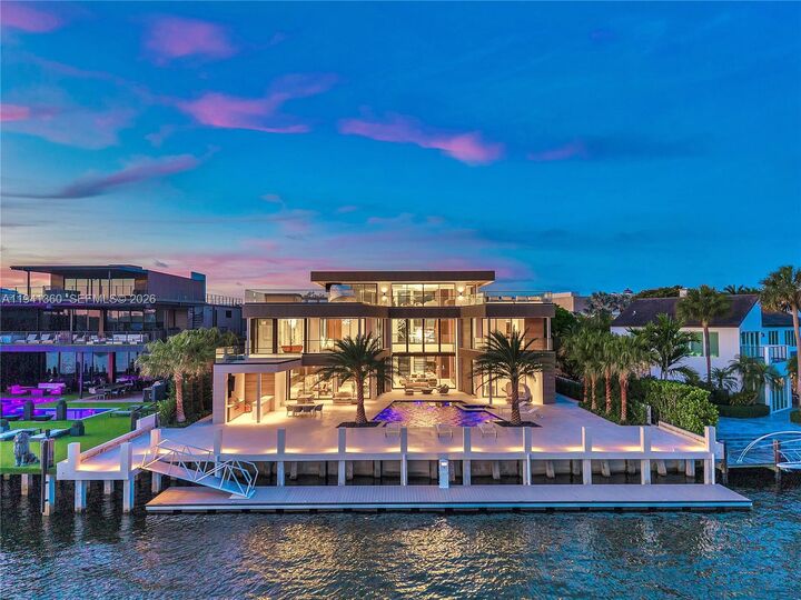 Property Photo:  725 Middle River Dr  FL 33304 