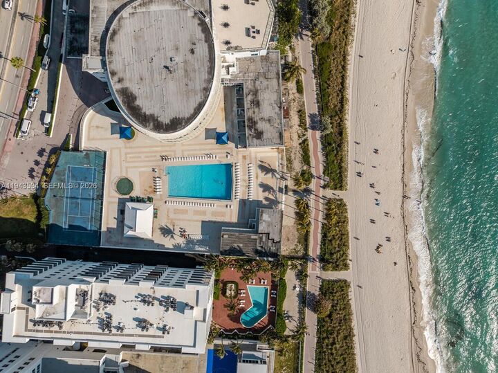 Property Photo:  5445 Collins Ave M9 M10 M11 M12  FL 33140 