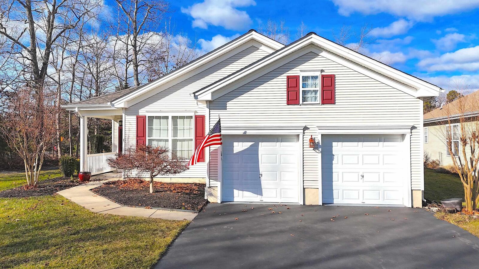 Property Photo: 1 Marlowe Ct Ct NJ 08205