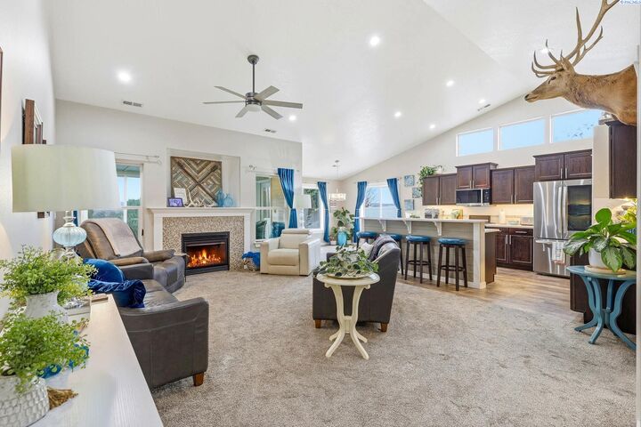 Property Photo:  6010 Pimlico Dr.  WA 99301 