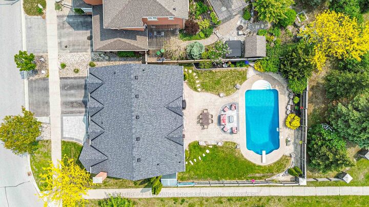 Property Photo:  83 Joseph Street  ON L9P 1Z5 