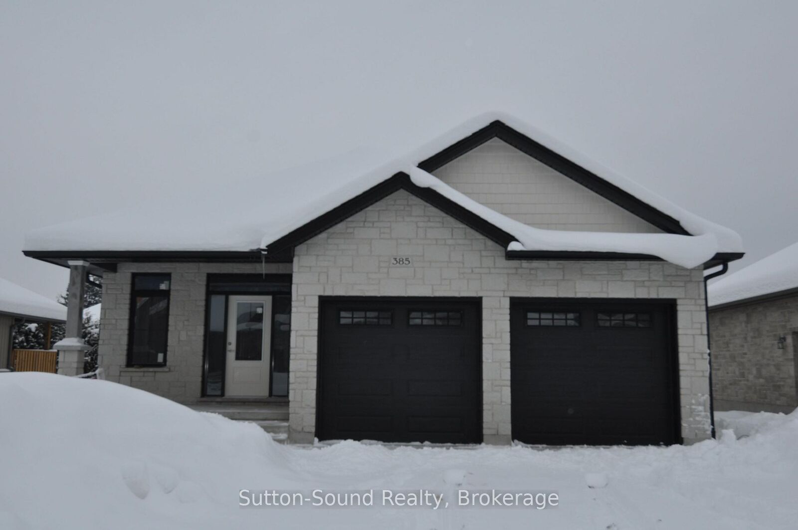 Property Photo: 385 6th Avenue W ON N4K 6K7