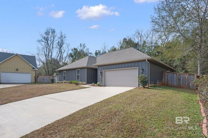 Property Photo:  325 Pecan Ridge Boulevard  AL 36532 