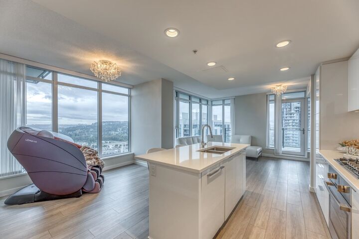 Property Photo:  1182 Westwood Street 3406  BC V3B 0T9 