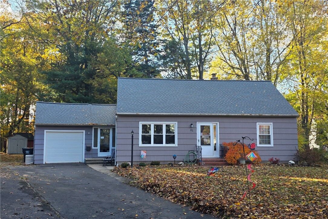 Property Photo:  61 Villewood Drive  NY 14616 