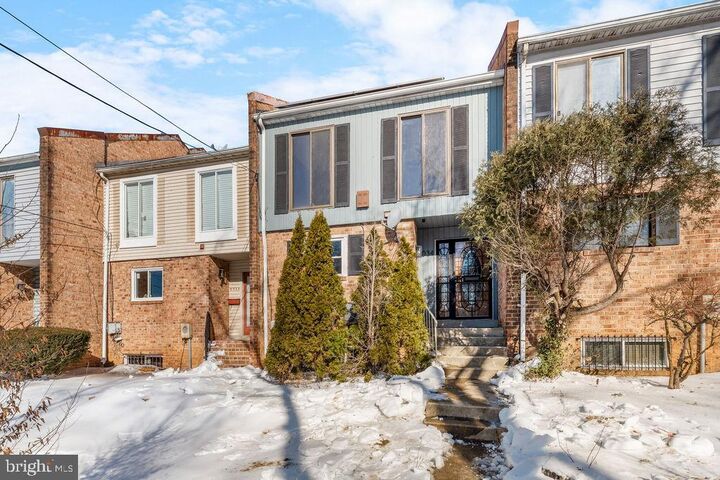 Property Photo:  5034 Nash Street NE  DC 20019 