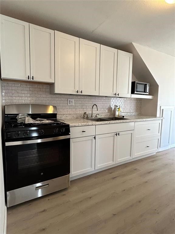 Property Photo:  1011 Hudson Avenue  IA 52246 