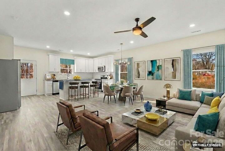 Property Photo: 914 Wilmington Avenue NC 28677