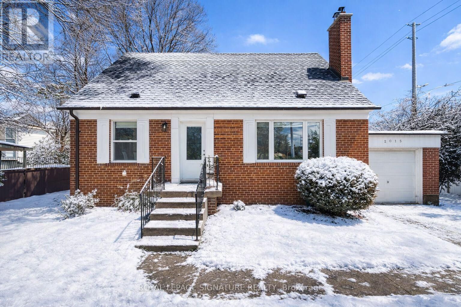 Property Photo:  2015 Stanfield Road  ON L4Y 1R2 