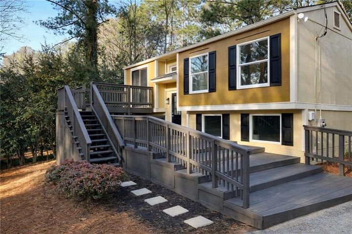 Property Photo:  3224 Newcastle Way  GA 30039 