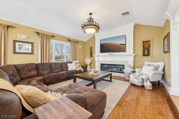 Property Photo:  761 Valley Rd  NJ 07470 