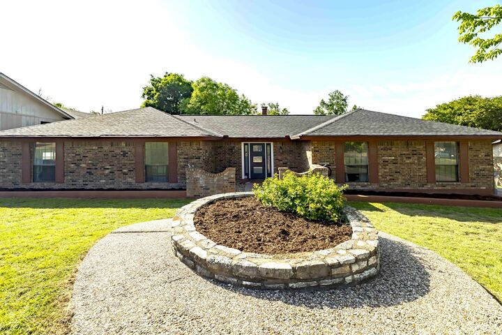 Property Photo:  419 Timber Ridge Dr  TX 78028 