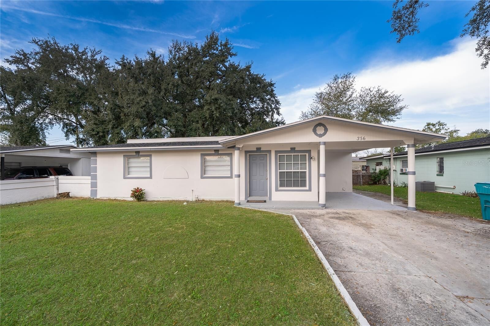 Property Photo:  356 Fanfair Avenue  FL 32811 