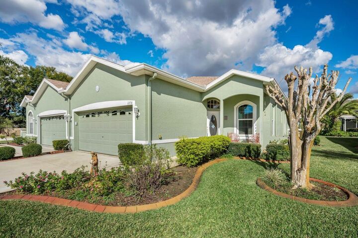 Property Photo:  12154 Putter Green Court  FL 34654 