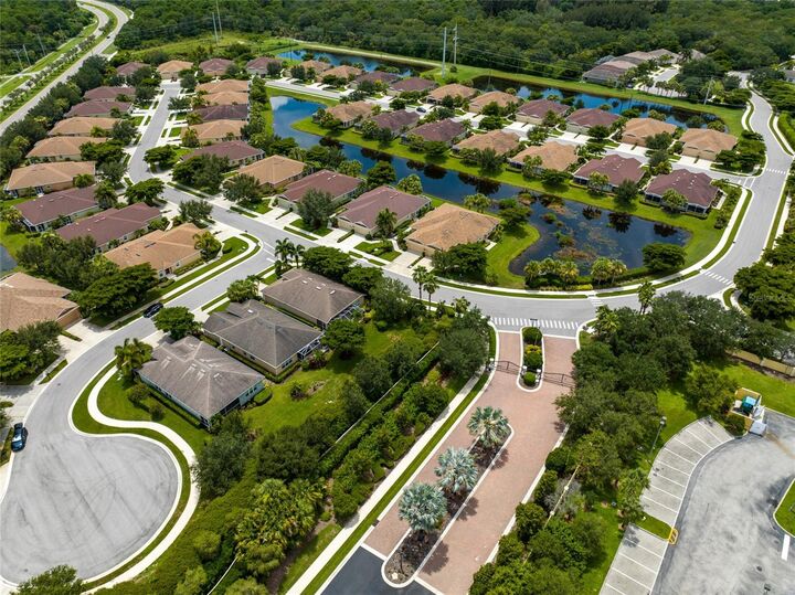 Property Photo:  2548 Cortenova Court  FL 34292 