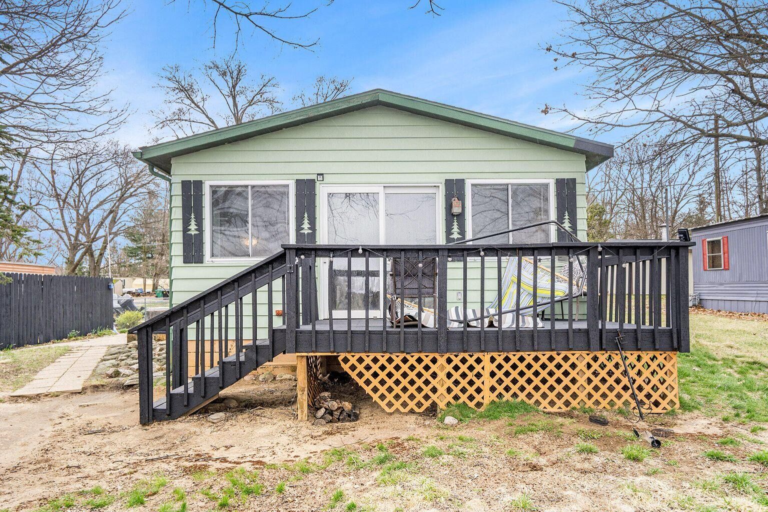 Property Photo:  58954 Lakeshore Drive  MI 49040 