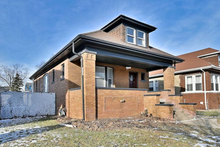 Property Photo:  3306 Rose Street  IL 60131 