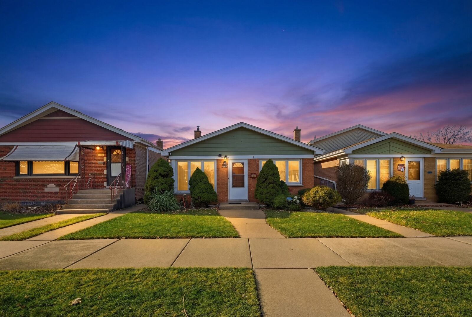 Property Photo:  5004 S Knox Avenue  IL 60632 