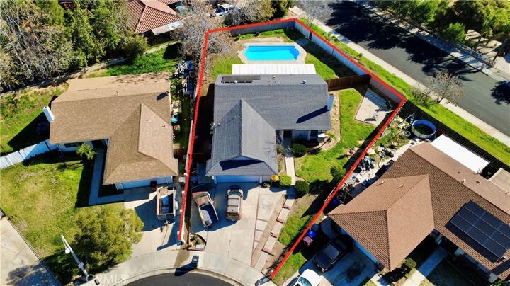 Property Photo:  24859 Rock Springs  CA 92557 