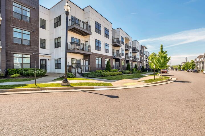 Property Photo: 1638 54th Ave N 214 TN 37209