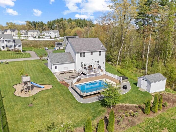 Property Photo:  37 Manter Mill Road  NH 03053 