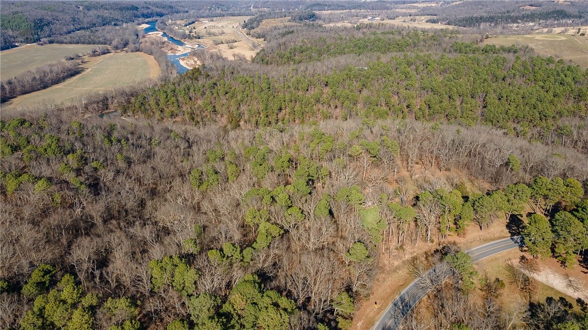 Property Photo: 539 Thompson Lane MO 64854