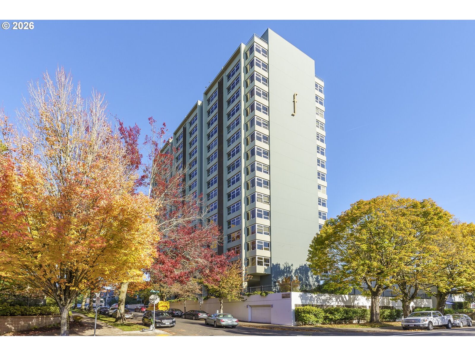 Property Photo: 1220 NE 17th Ave 17H OR 97232