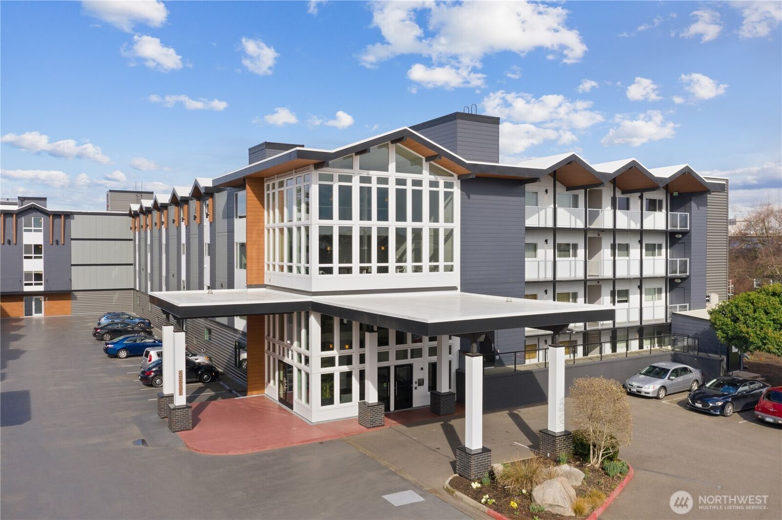 Property Photo:  2501  Canterbury Lane E 306  WA 98112 