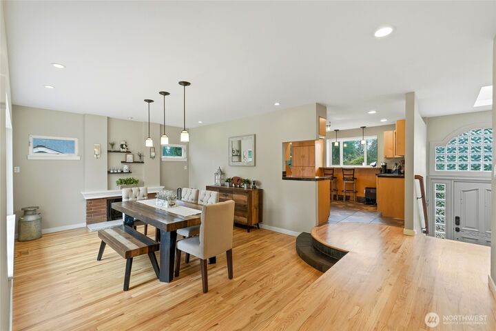 Property Photo:  32130  27th Avenue SW  WA 98023 