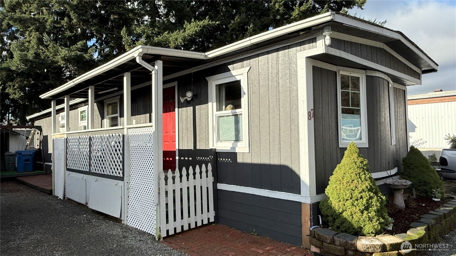 Property Photo:  856  Central Avenue S #87  WA 98032 